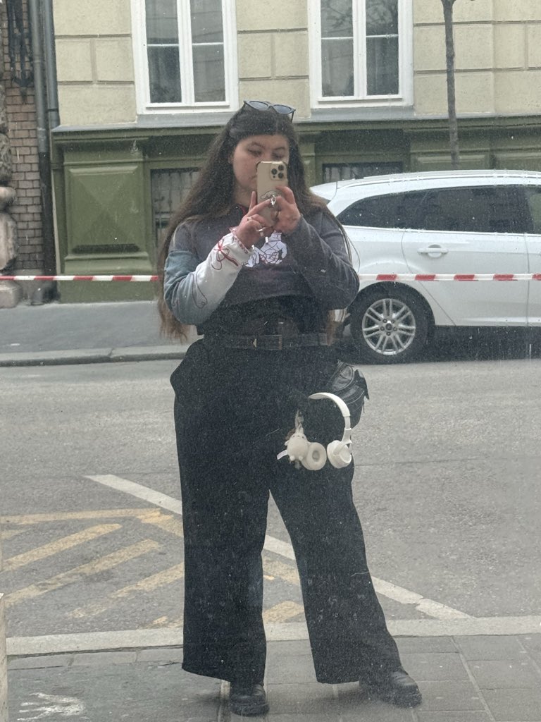 betyárromantika tweet media