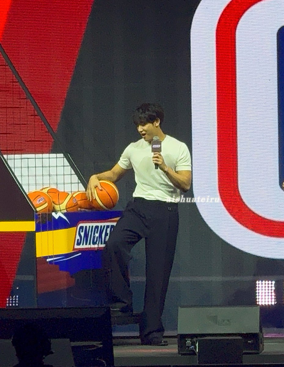 lair🌼🍀 tweet media