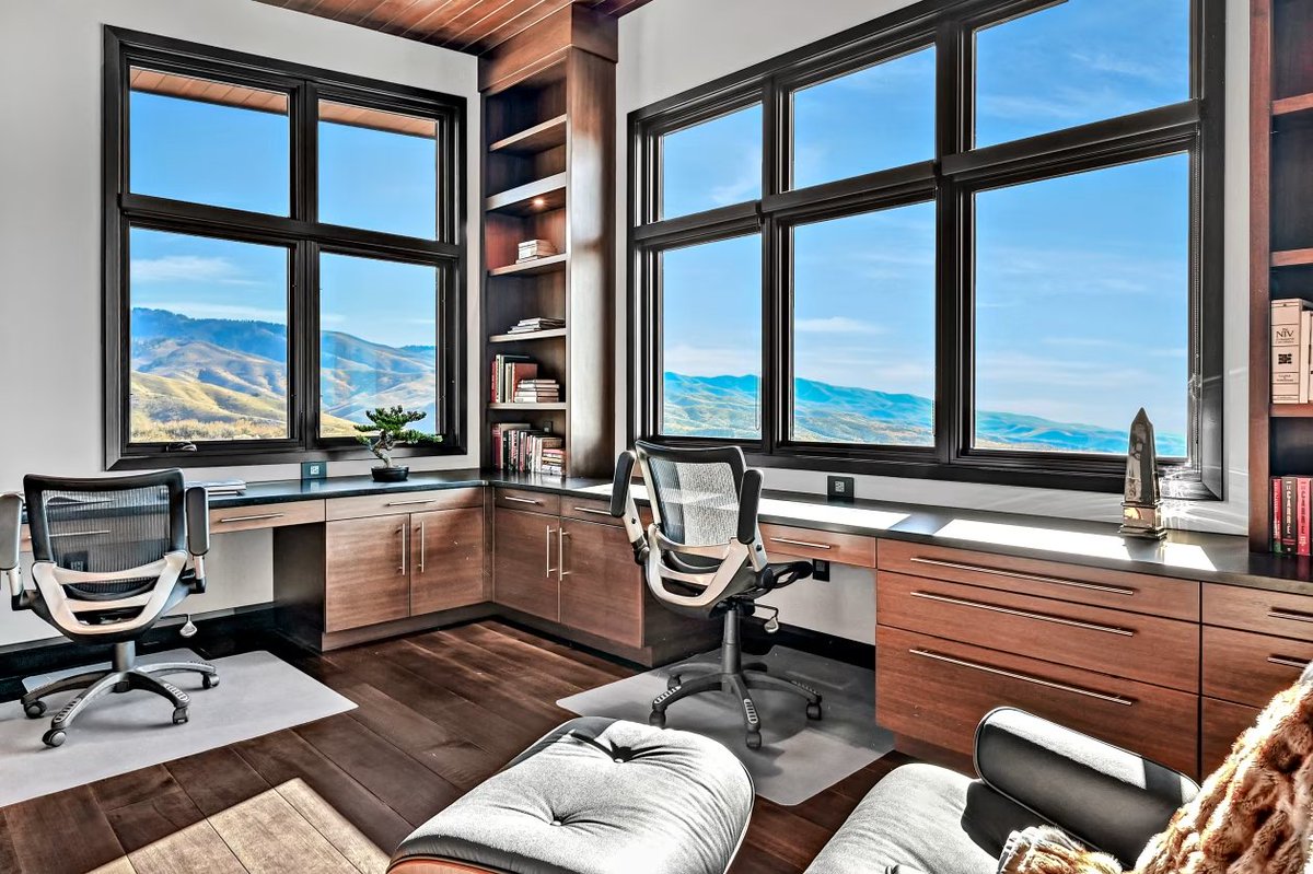 House Tracker tweet media