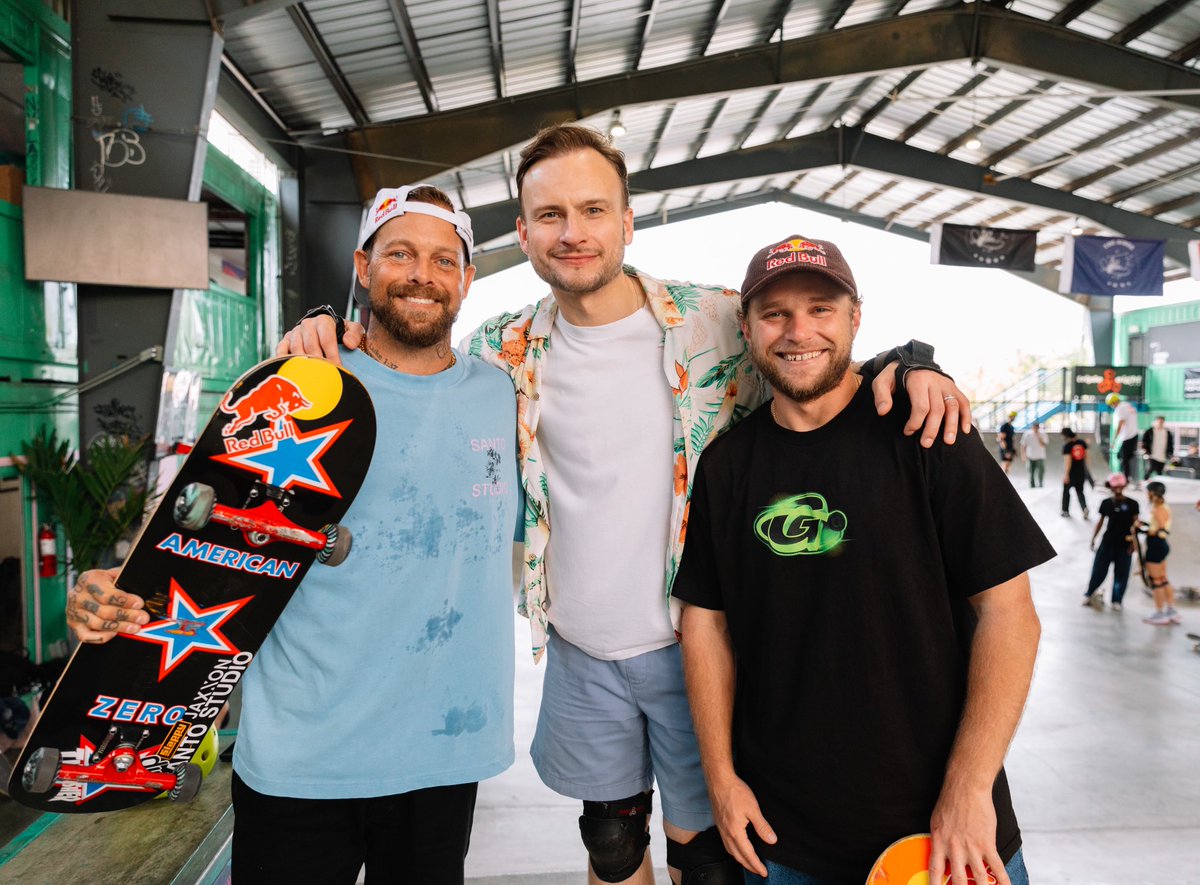 AdamSavage's tweet image. Miami X @redbullgaming 🪽

WHAT A WEEK! 😎 A huge thanks to the brilliant Red Bull family for having me host the 2026 RB Player Summit- needless to say, it was flippin’ incredible!

“…until next time, Wiiings City!” 💙

#redbull #miami #summit #host #gaming