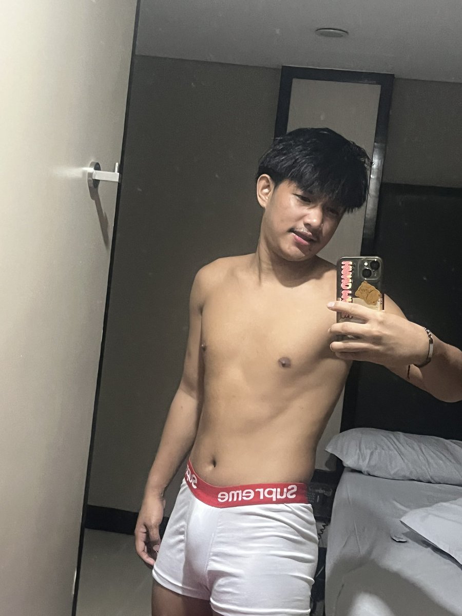 mike 🫣 tweet media