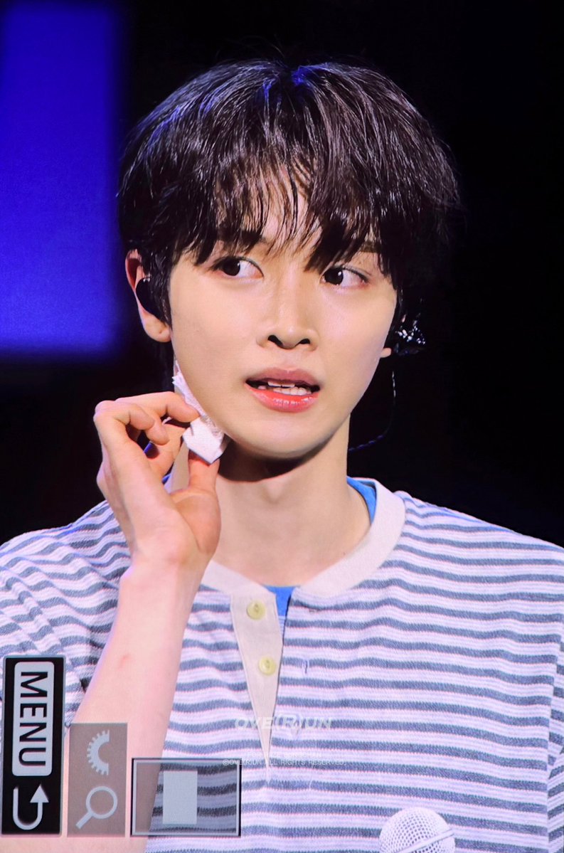 ove(R)un tweet media