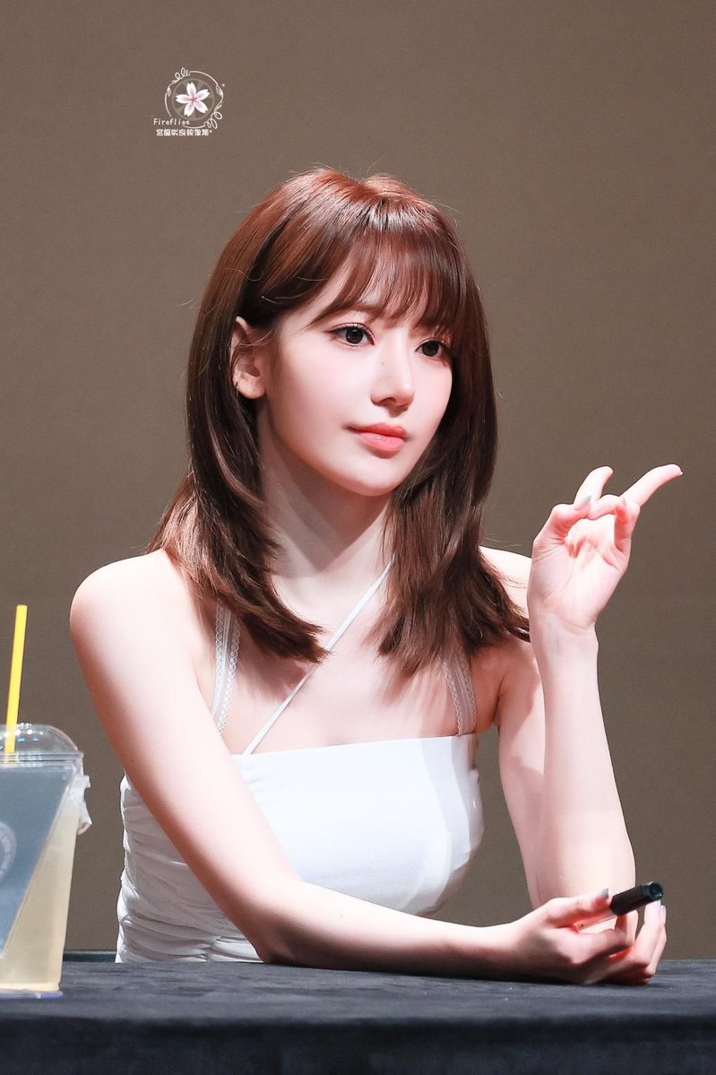 空飛ぶ娘 tweet media