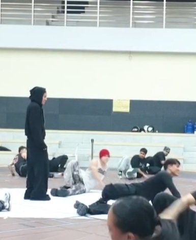 Eve🪐🤍🐚🌙 tweet media