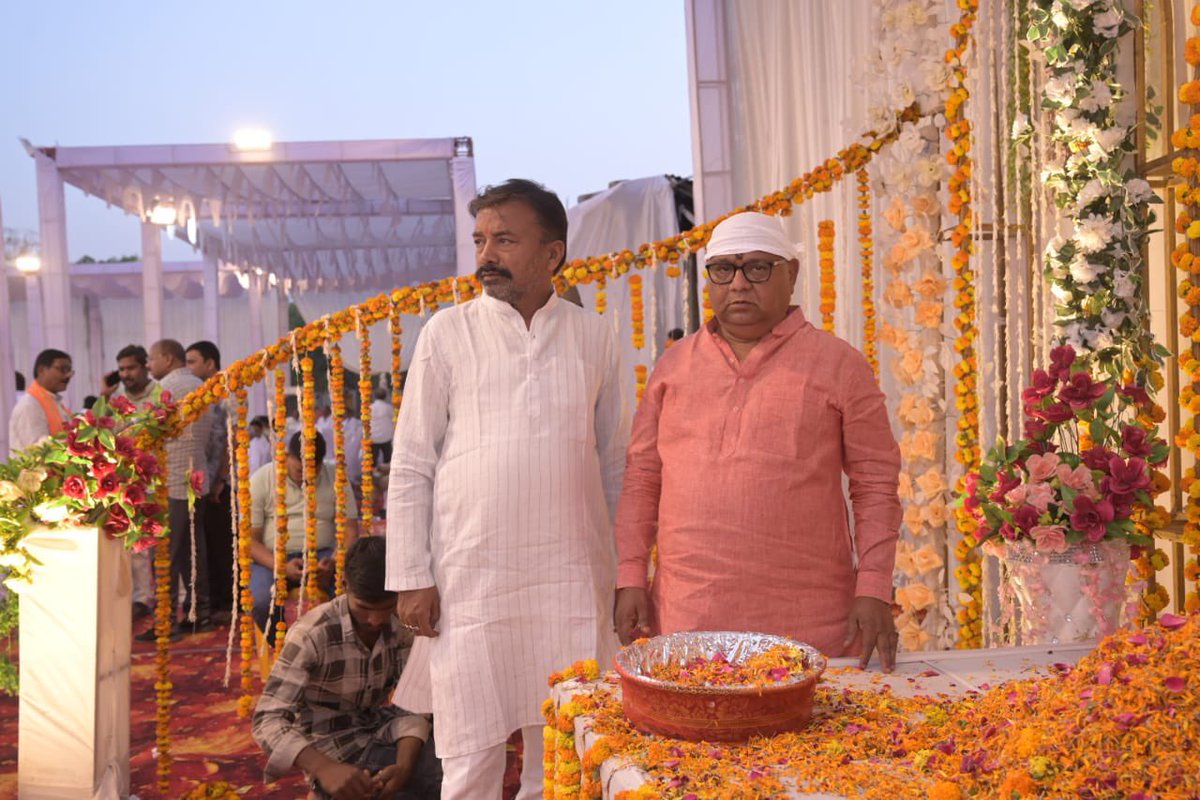 Vijay Bahadur Pathak tweet media