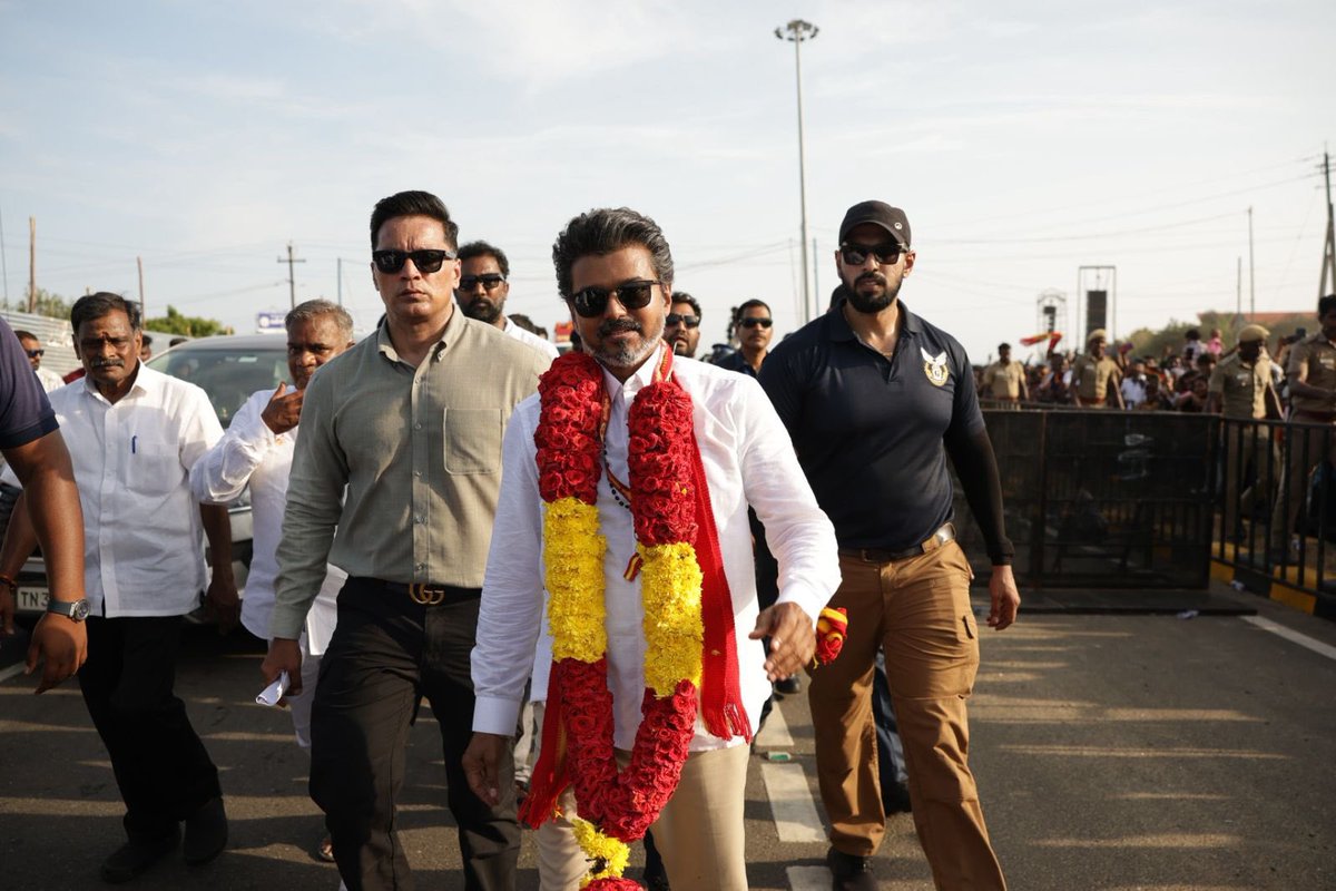 Vijay Fans Trends tweet media