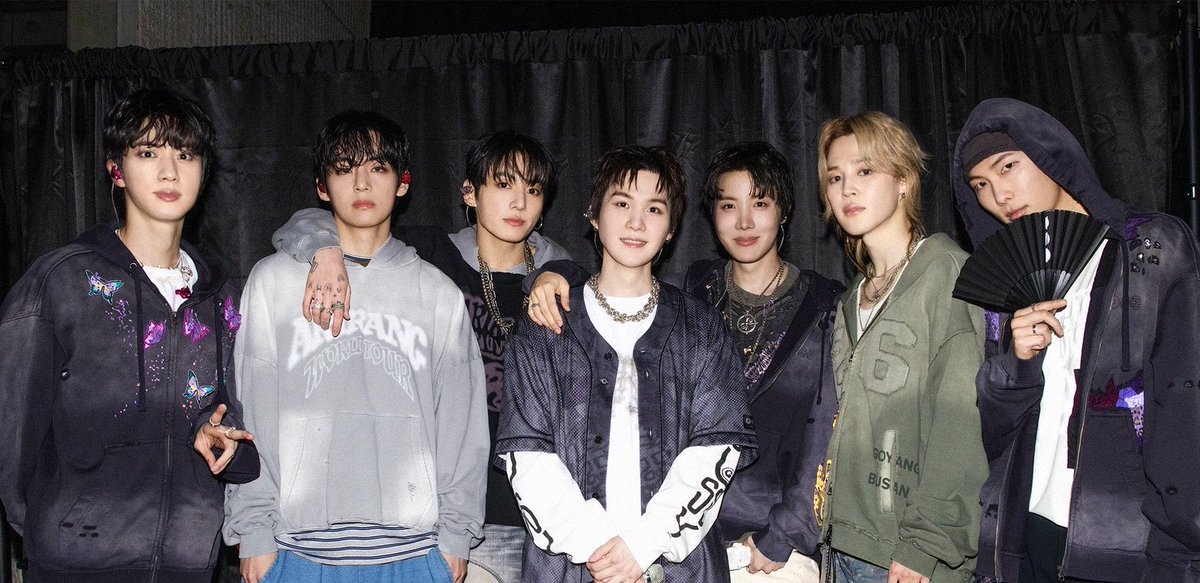 <a href="/bts_bighit/">BTS_official</a> THANK YOU FOR THE 3 DAYS AMAZING PERFORMANCE!!! WE LOVE YOU SO MUCH 😭😭😭💜

Please eatwell and rest a lot 🥹