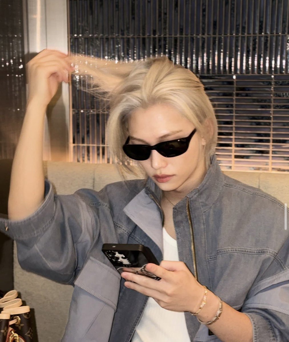 めろ⁰⁹¹⁵∴ට ̫ ට∴🐈‍⬛🪽🥀💙 tweet media