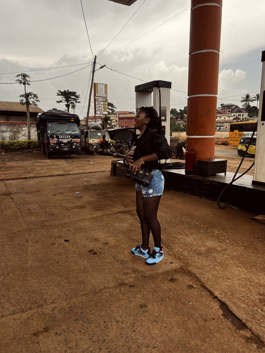 Solii 🎱 🦋 🏴☠️ tweet media