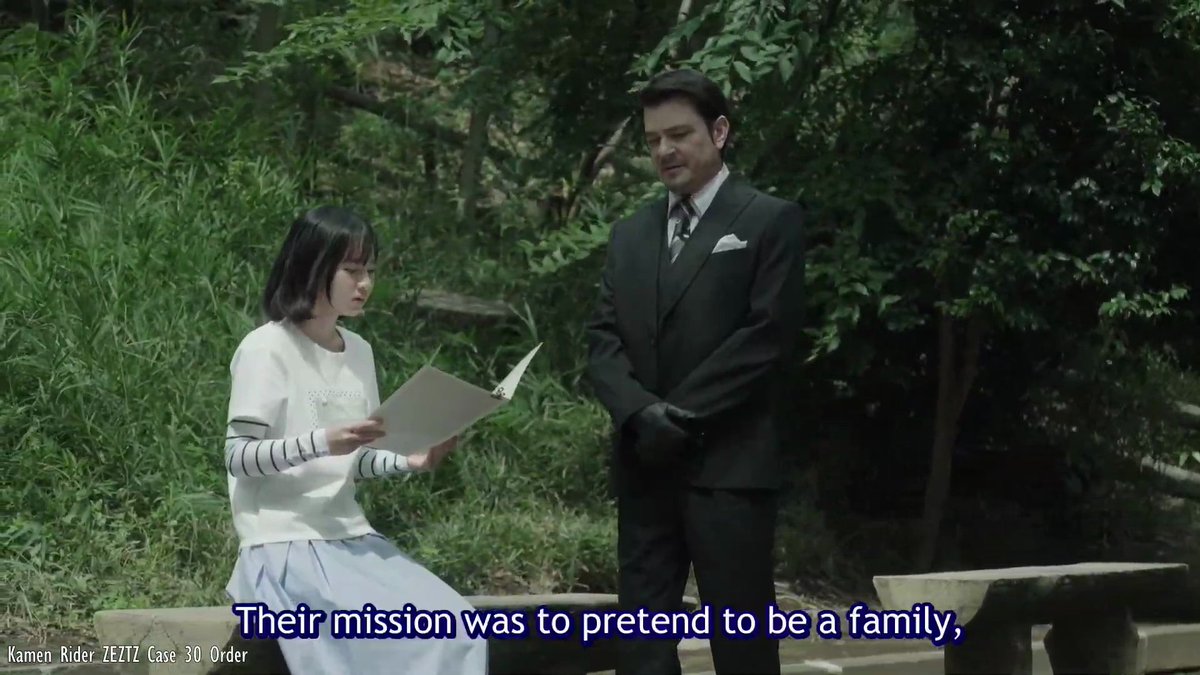 SentaiFive's tweet image. Flashback to 4 years ago. Up until that point, Minami was also led to believe Baku was her brother until she met ZERO, who explained that only she is actually the child of her parents, who's mission was to watch over Baku.

#KamenRiderZEZTZ