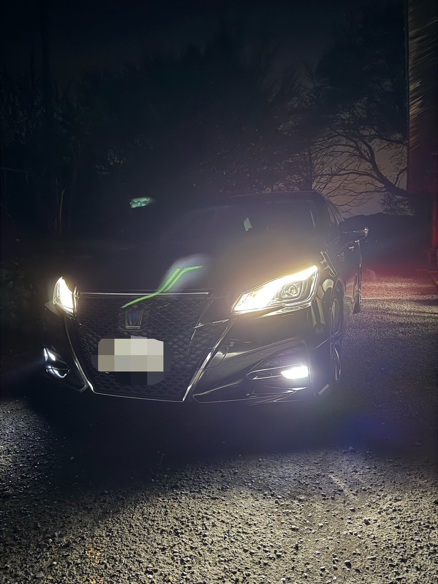 No330_flygon's tweet photo. 新しい相棒です🚗
ちなみに、どうすれば光の反射みたいな緑色のやつが映らないように撮れる？ https://t.co/0kh5jAtGXA