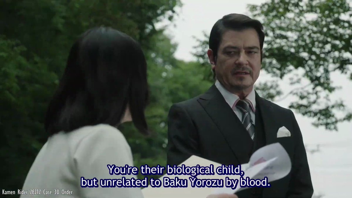 SentaiFive's tweet image. Flashback to 4 years ago. Up until that point, Minami was also led to believe Baku was her brother until she met ZERO, who explained that only she is actually the child of her parents, who's mission was to watch over Baku.

#KamenRiderZEZTZ