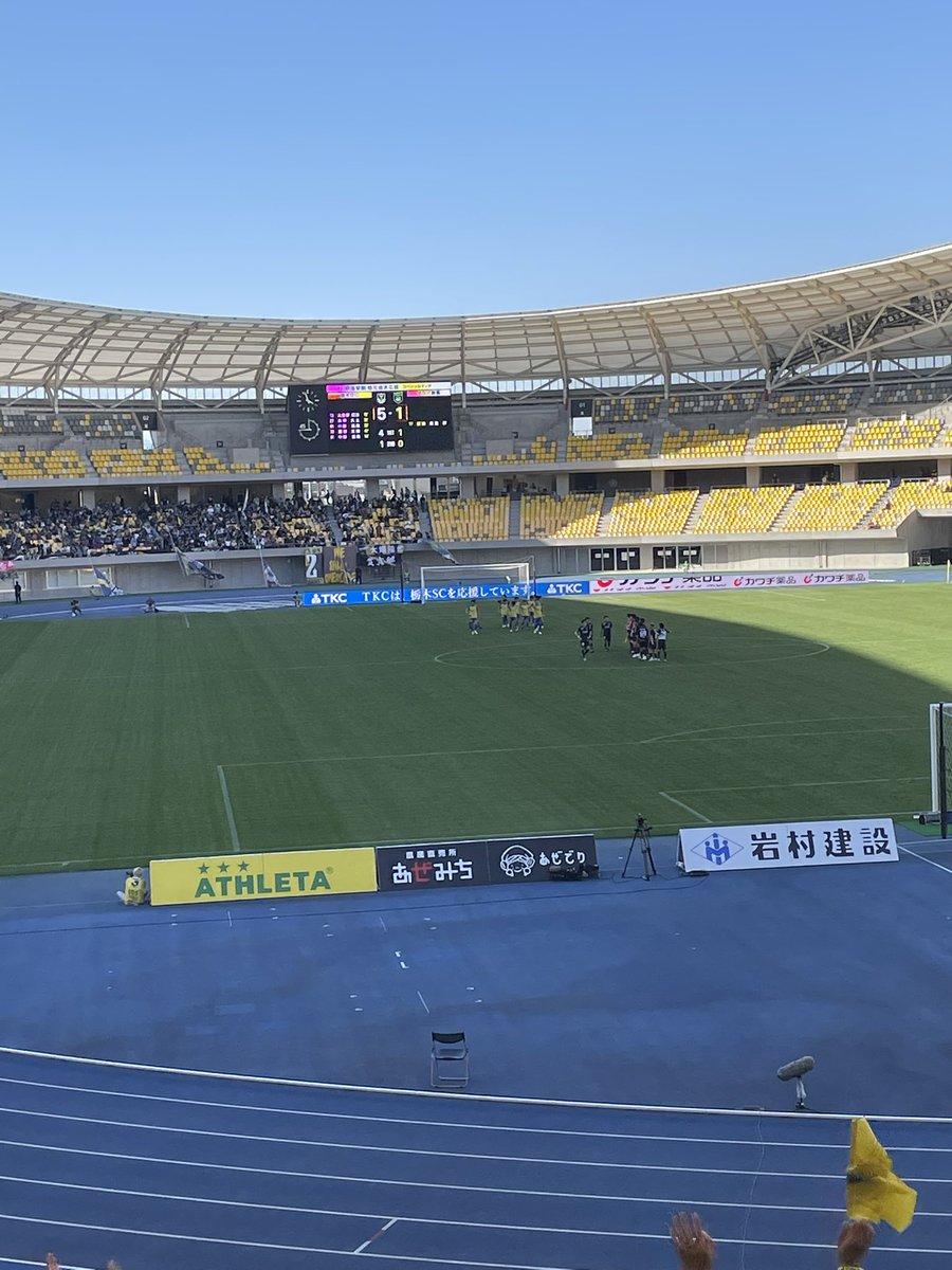 あいぽん tweet media