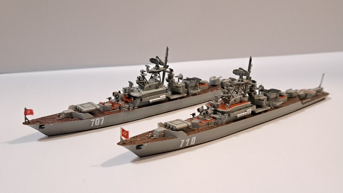 ヴァーニャ tweet media