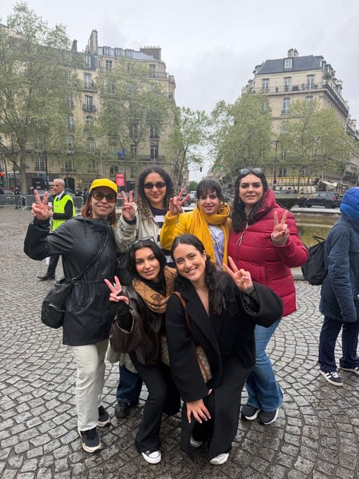 آزاد tweet media