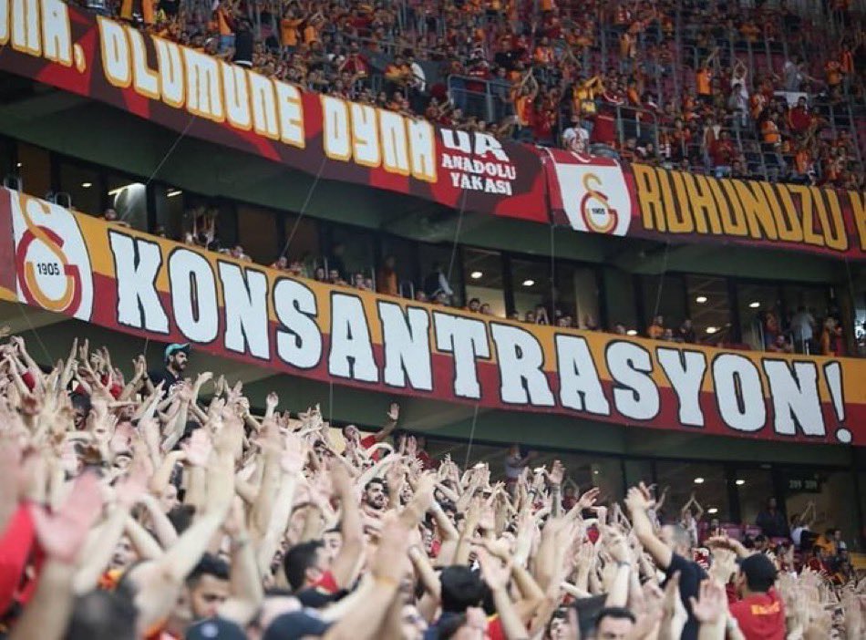 SevgiAsk1905's tweet image. Buraya kadar siz getirdiniz, şampiyonluk kupasını kaldıracak olan yine sizlersiniz! #Hedef26
#KONSANTRASYON