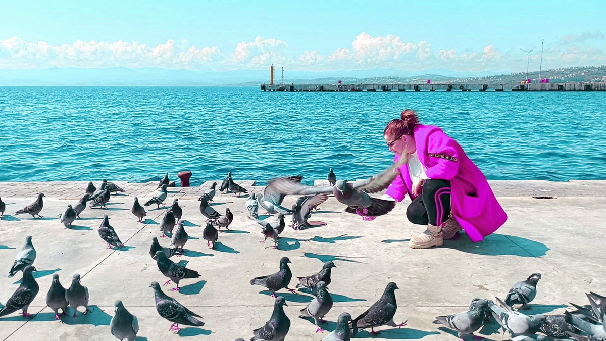 #YeniProfilResmi olduğun yeri sevmek senin elinde şikayet mi edeceksin yoksa sevmek için bahaneler mi üreteceksin güneşli pazarlar