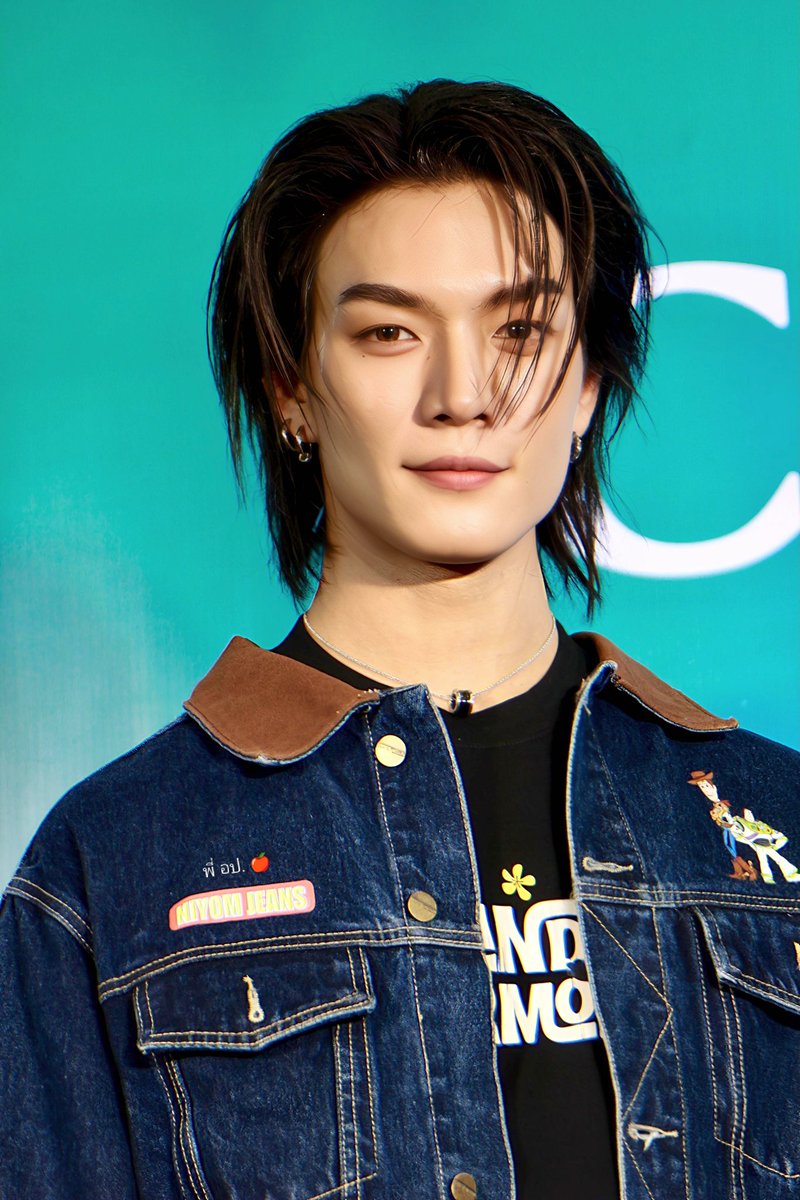 0423suda_'s tweet photo. ไม่รู้อีกนานแค่ไหนถึงจะได้เจอกันอีกครั้ง 🤍🦦

DENIMFESTxBOATOAT

#CDSNiyomJeansXBoatOat 
#BoatYongyut , @Yong_yutt https://t.co/EFlfesoidL