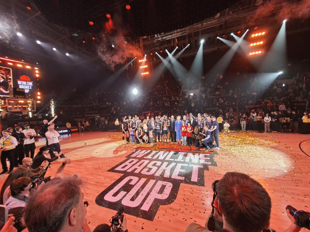 LjubomirovicM's tweet image. #CSKA iz Moskve je osvojio Winline Basket Cup koji je održan u Sankt Peterburgu, a to znači i da je #Luka #Mitrović dodao još jedan trofej u svoj bogati CV