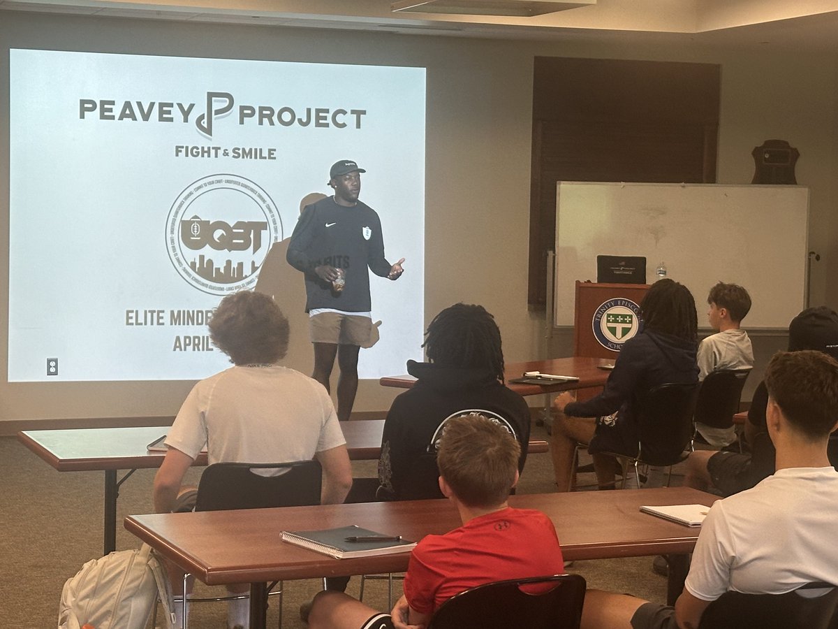 Excited to spend the day with my guys getting better with ⁦<a href="/undefeatedqbt/">Undefeated Quarterback Training</a>⁩ and appreciate Malcolm Bell and Dinwiddie’s own Ronald Kearney for the invite and help making it happen! #NavyNation