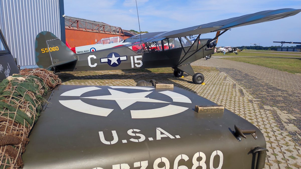 vliegendmuseum's tweet photo. Kom je op 3 mei vieren met  Vliegend Museum Seppe en The Dutch Polar Bears  op Breda Airport? 
Info: https://t.co/B0qyTEVLCZ 
#vliegendmuseum #81jaarvrijheid #81jaarvrede https://t.co/JGqXzQaTA5