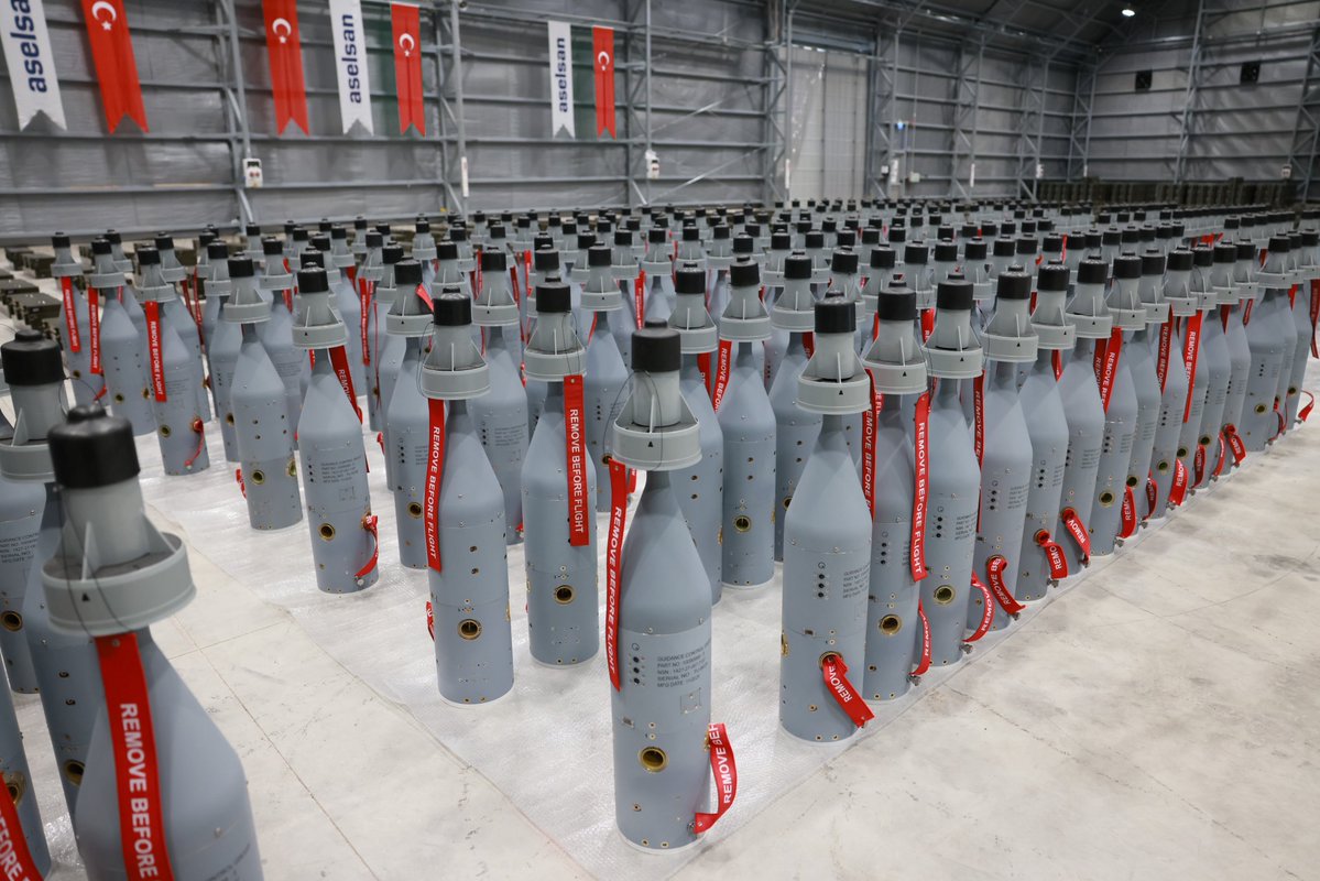 TurkishCentury's tweet image. 💣 #Aselsan continues non-stop deliveries of massive batches of smart bombs/guided munitions ―reportedly "by the thousands"― to the Turkish #AirForce as Western-instigated conflicts challenge regional power balances. 🇹🇷