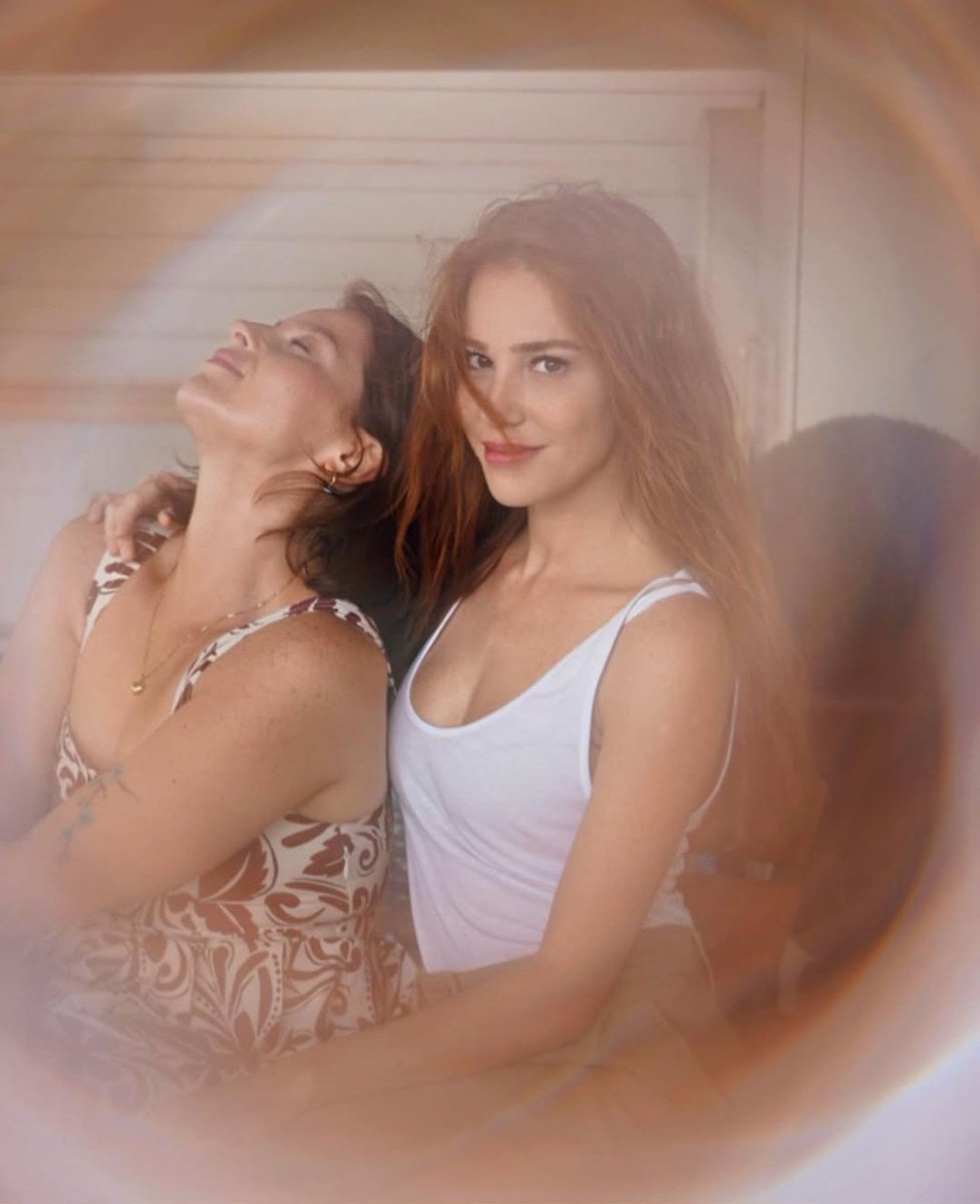 jvlahov1's tweet photo. #ElçinSangu❤️👑
#ElcinSangu# Elcin Afacan
#copadam https://t.co/6Mw2VFriHe