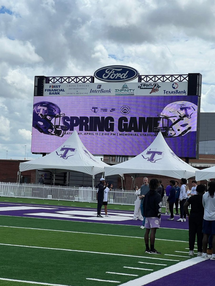 MattZigg12's tweet photo. It was nice to be @TarletonFB spring game yesterday we appreciate the invite it was a great atmosphere @CoachAphill @CoachDJWagner @seanmoorer5 @CoachRSouthern @QWhitlow49 @GPowersScout @MichaelPevia_ @TFloss32 @Coach_delReal @geezluizbatman @lejuandro https://t.co/8G69lubYgl