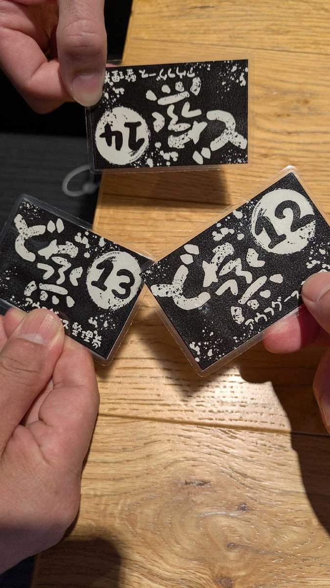 ヒロメネス tweet media