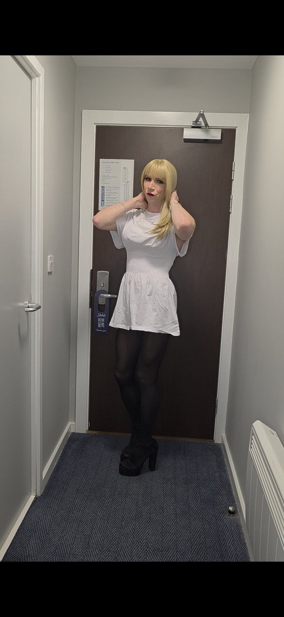 EllieCD1993's tweet image. #crossdress #crossdressing #crossdresser #crossdressers #femboy #femboys #lgbt #lgbtq #genderfluid #mtf #m2f