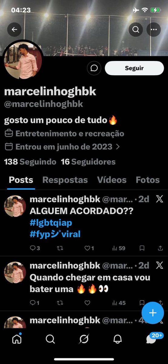 O arrombado usando minha foto veio