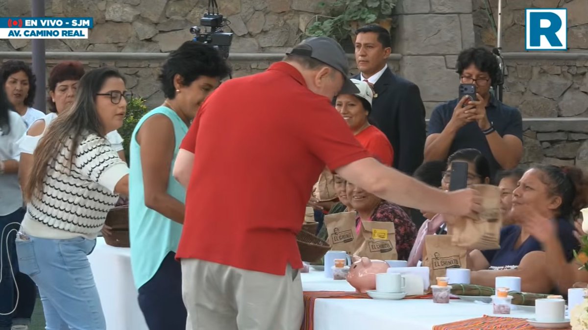 PorkyBot #999999 tweet media