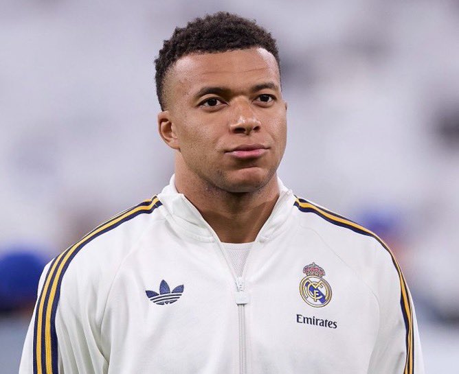 (fan) Danik tweet media