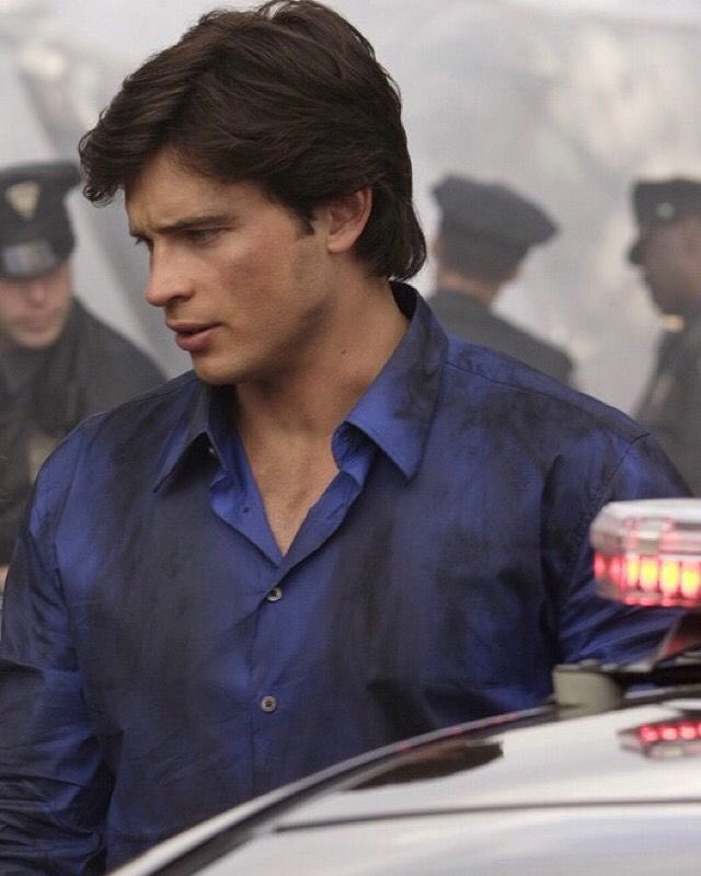 he’s his hottest in the later seasons but society isn’t ready to accept it yet so they keep reusing the same images from the first few seasons