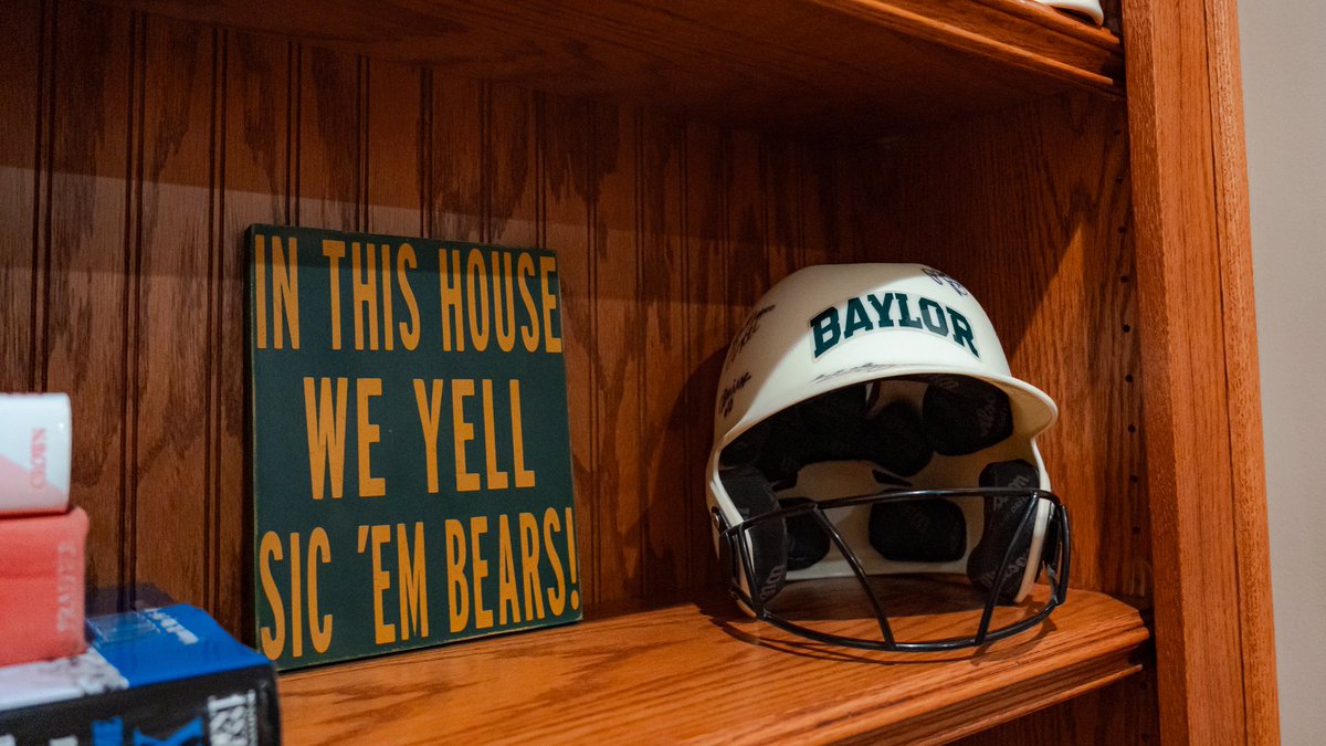 Baylor Softball tweet media