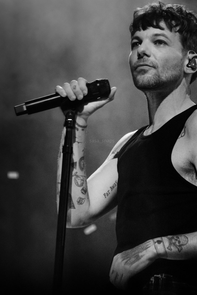 Sasa snaps 📸 tweet media