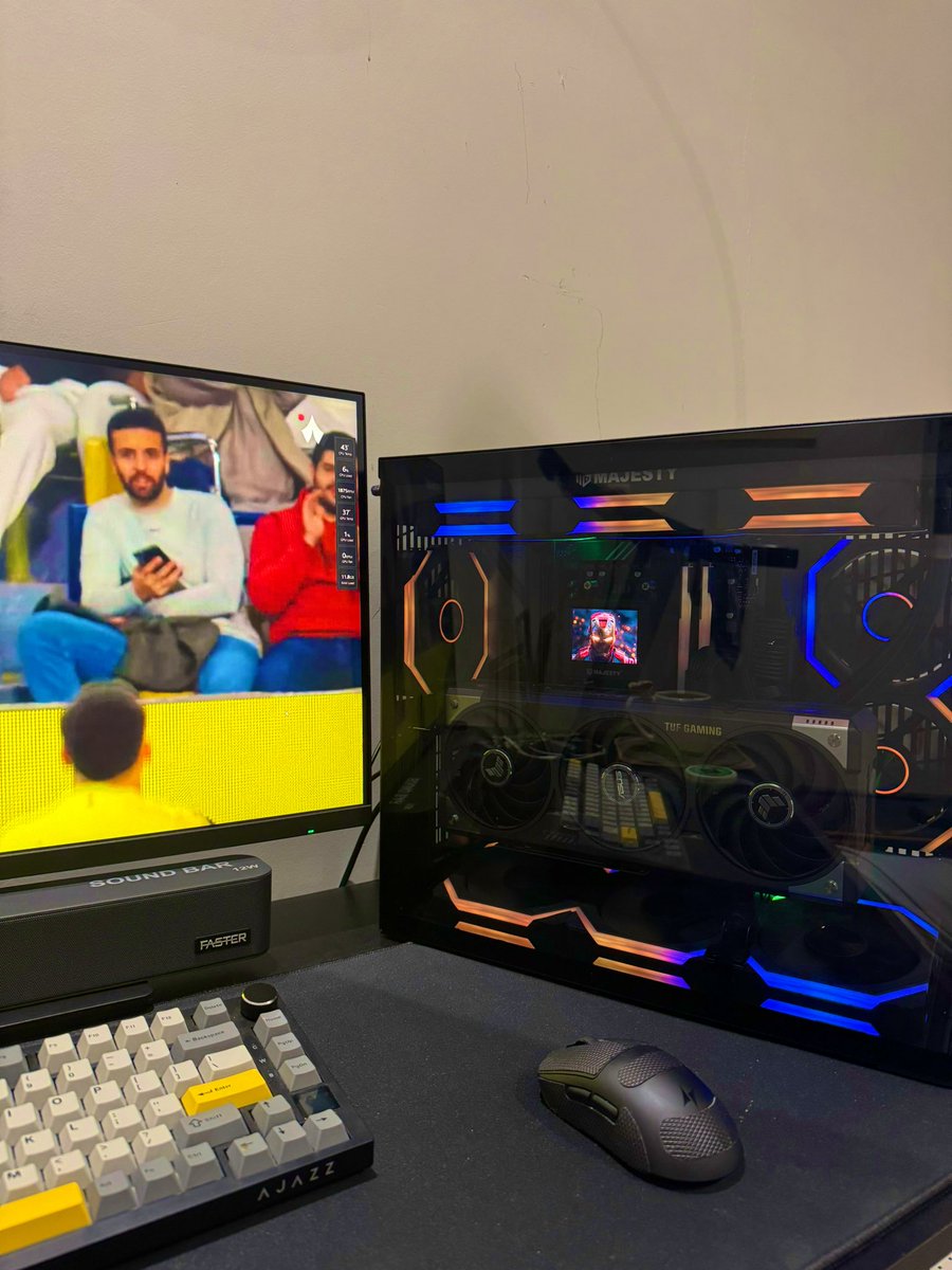  أحــمــد tweet media