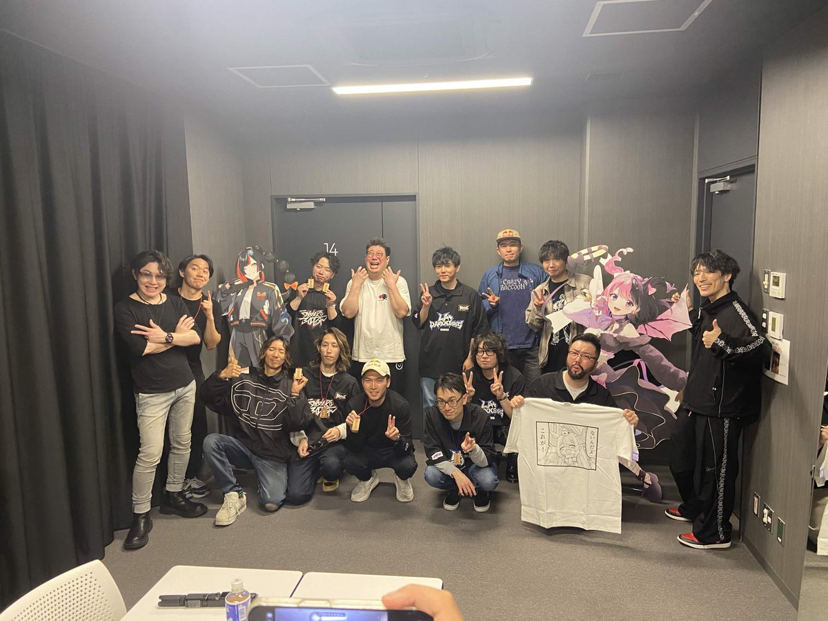 RC あきら tweet media