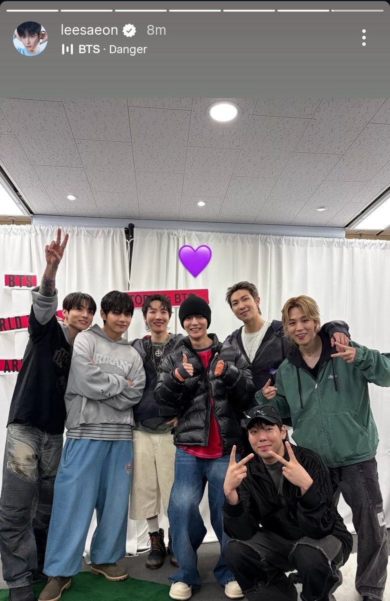 PJM_data's tweet image. Actor Lee Sae-on, Jimin’s close friend, shared photos with him and BTS members from today’s concert .

🔗instagram.com/stories/leesae…

Such a sweet moment showing love and support for Jimin 🥹

#무대위에서_빛나는_지민이를_응원해
#지민이의_모든_순간을_응원해
THANK YOU JIMIN 
PROUD OF