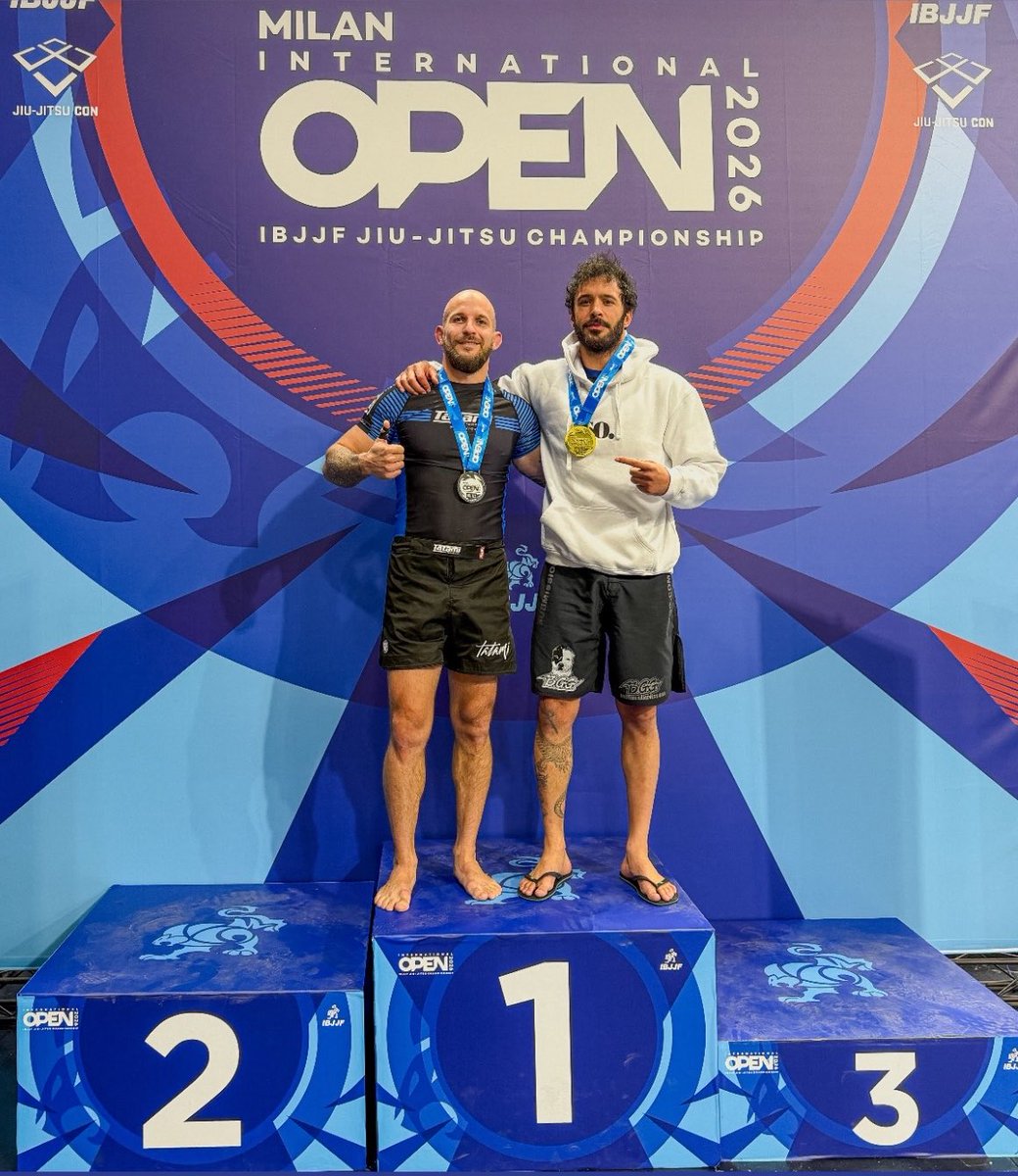 NEW 📸

Bugün katıldığı  uluslar arası Jiu Jitsu turnuvasında yarıştığı kategoride altı madalya aldı 🥇
#BarışArduç