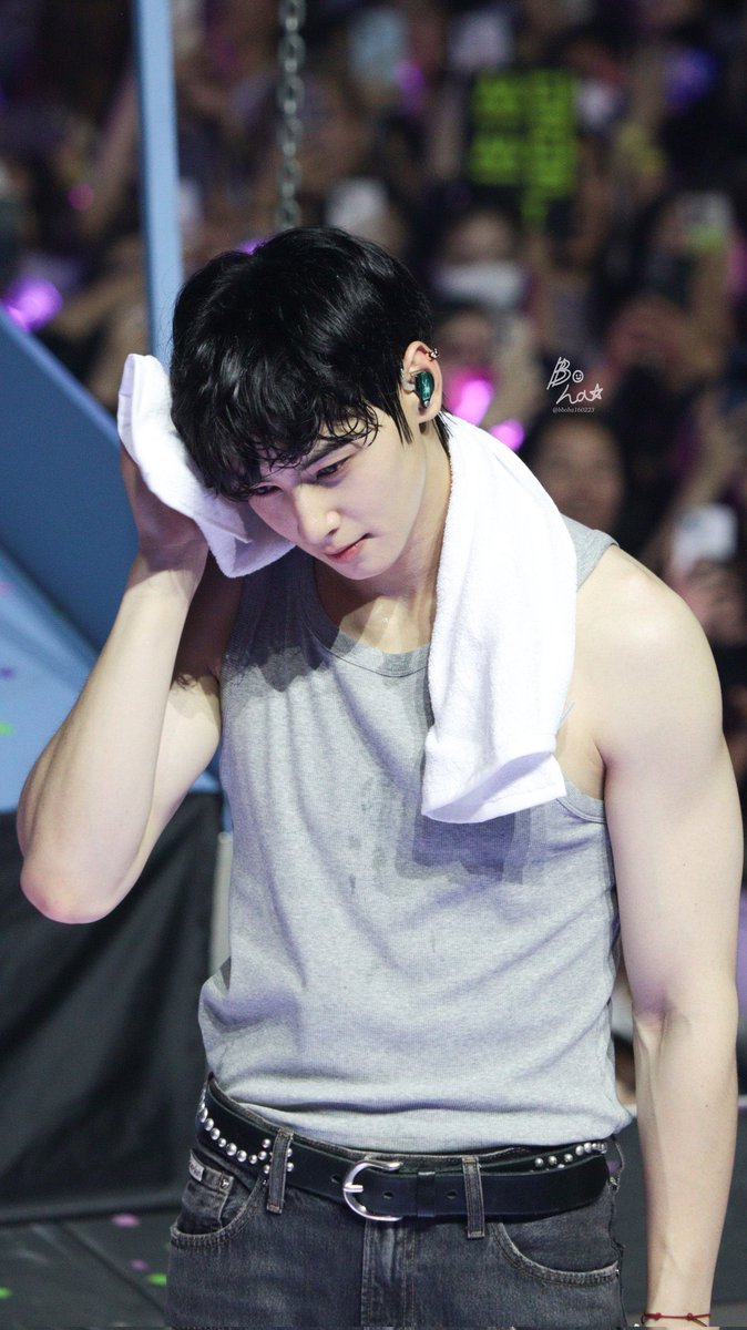 Feeling rather low after a week off of the gym. Might need to fuel myself to grind back on.