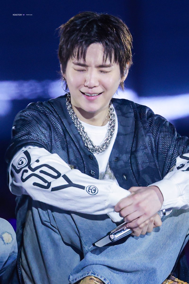 민스터리💫 tweet media