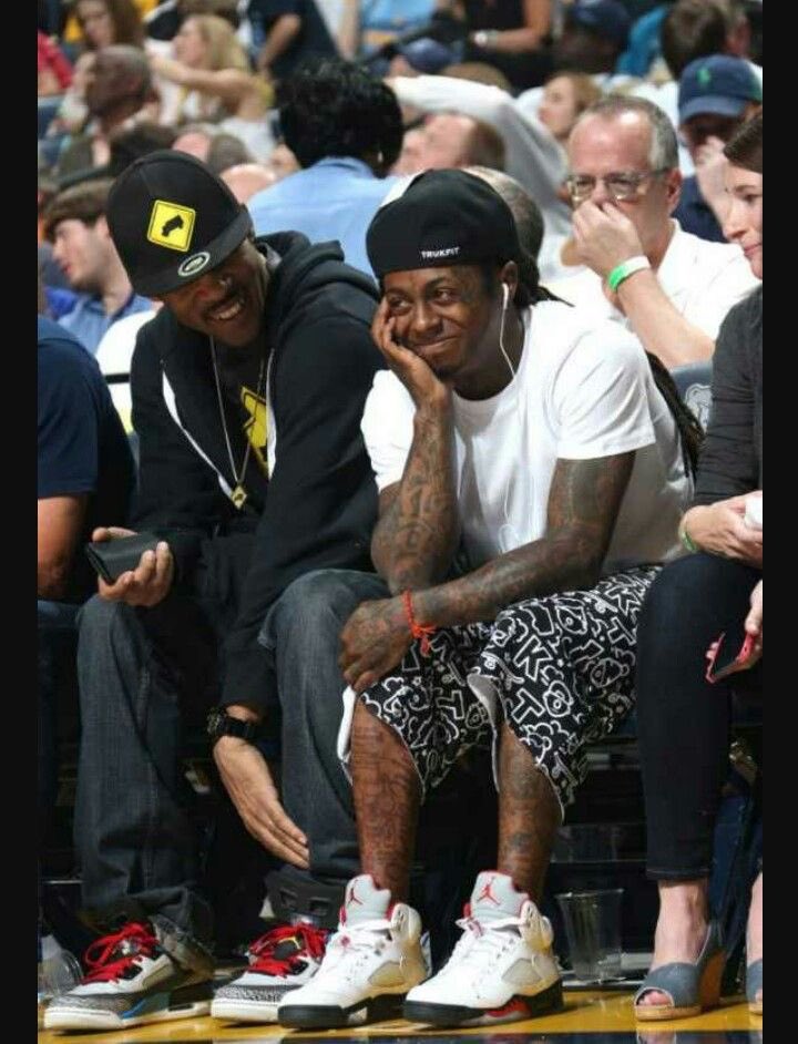 DodoFits's tweet photo. Lil Wayne sitting courtside 📸 https://t.co/VjCIZEERg4