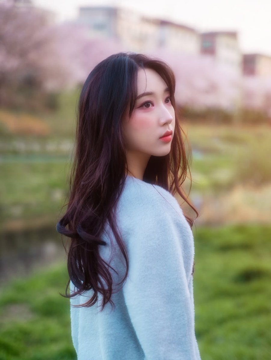 Shin Jiyoon pics 🐸 Did You Love Me? OUT NOW tweet media