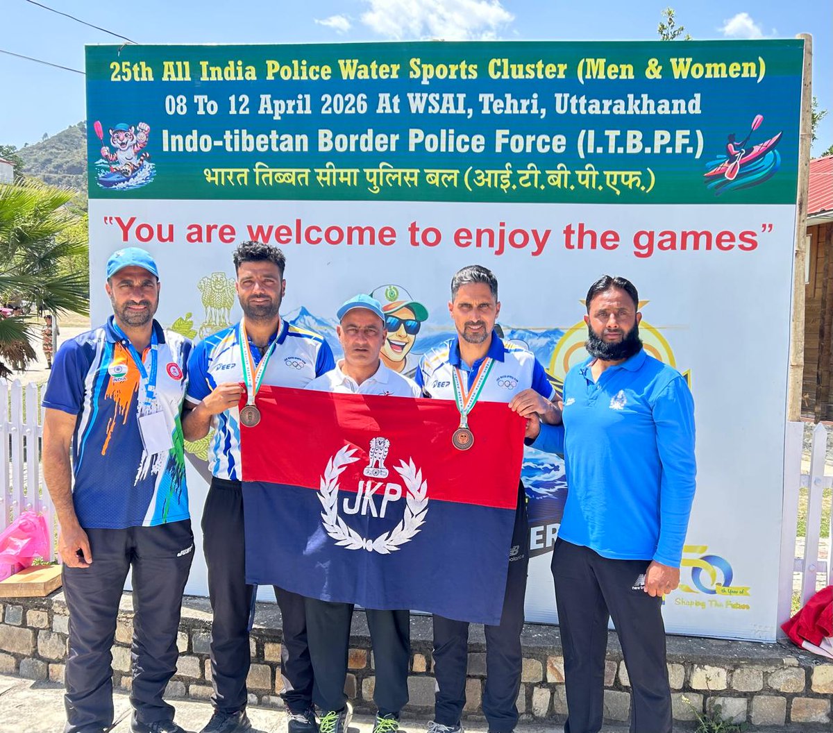 AdgpArmedJK's tweet photo. J&K Police Water Sports Team wins Bronze at #AIPWaterSportsChampionship in #Uttarakhand. Congratulations to #Adil & #Imraan for their stellar performance in the C-200 event. Wishing the team continued success ahead.
#JKPolice #AIPWSC
@JmuKmrPolice https://t.co/cVB53yGb5J