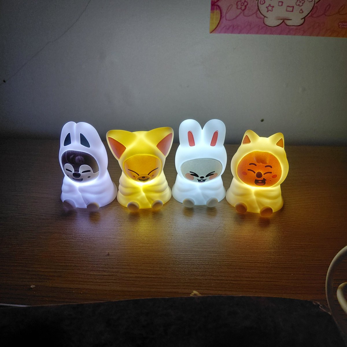 min 😼 tweet media