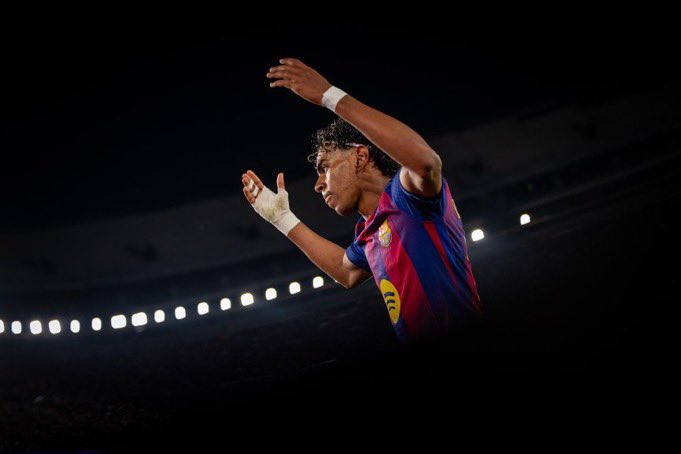 big shadow💙❤️ tweet media