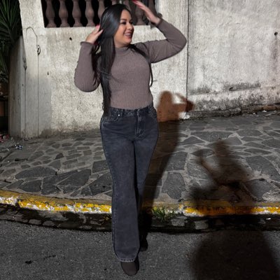 gaabimendonca1's tweet photo. #NovaFotoDePerfil https://t.co/o6IZmcU7wb