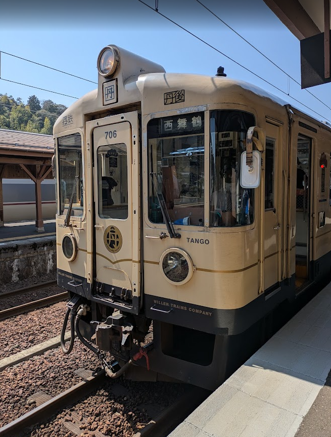 W_life_in_Jp_TK's tweet image. The local trains that pass through Amano-Hashidate Station have a very cute design. Let's take one of them to our destination today. #Japan #trip #train