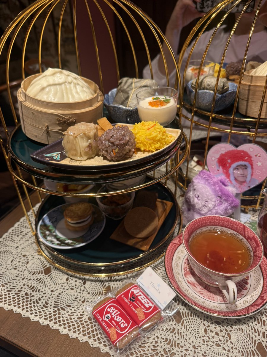 あんな tweet media